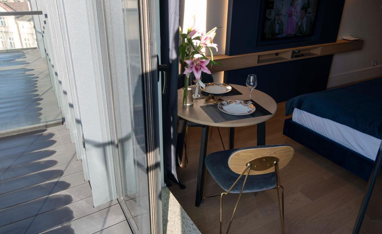 White Birds Apartment Krakow Ngoại thất bức ảnh